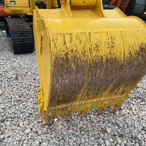 Komatsu รถตักดินไฮดรอลิคตีนตะขาบ PC210LC มือสองราคาใหม่ - Product Image 6