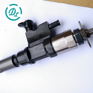 Pompe d'injection de carburant diesel DL EexcavaStart 8982438630 pour moteurs d'excavatrices 4HK1/6HK1 - Durable, haute pression, installation facile - Product Image 3