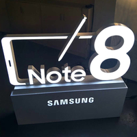 Comptoir de table en acrylique personnalisé enseigne d'affaire lumineuse enseigne de bureau à DEL présentoir avec logo et lettres avec base