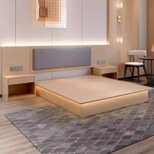 Ensemble complet de meubles de chambre d'hôtel 3 étoiles : lit double, lit king-size avec tête de lit capitonnée, table de chevet, meuble TV, bureau, armoire - Product Image 3