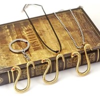Anime Boa Hancock Snake Pendant Necklace Cosplay Metal Keychain Dangler Fashion Accessories