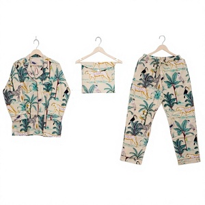 Meilleures ventes : élégante robe de nuit d'été en coton, ensemble de pyjama imprimé floral pour femmes, doux et respirant, disponible en différentes tailles, Inde - Product Image 1