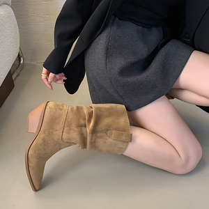 Autumn 2024 New Arrival Boots Soft Leather Vintage Thick Heel <b>Ankle</b> Boots with Metal Buckle Foldable Western Boots - Product Image 3