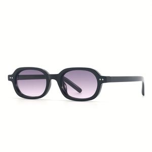 Gafas de Sol Ovaladas Negras Retro Modernas 2025 con Logotipo Personalizado, Gafas de Sol Cuadradas con Marco Pequeño y Protección UV400 para Hombre y Mujer - Product Image 5