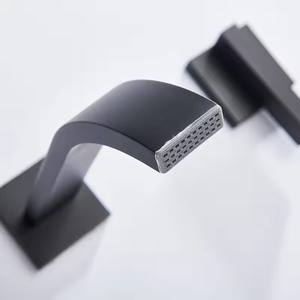 Ensemble de robinet de lavabo mural 3 trous or/noir or laiton Double poignée croisée robinet de lavabo de salle de bain mural robinet chaud et froid - Product Image 4