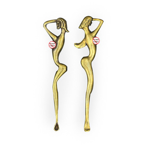 ต่างหูทองเหลืองแท้ รูปทรงช้อน จี้ทองแดง ต่างหูรูปช้อน พวงกุญแจ งานแกะสลักทองสัมฤทธิ์ขนาดเล็ก - Product Image 1