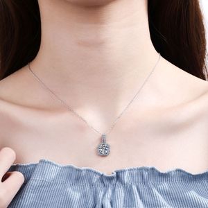 Accessoires de mode très vendus Collier Bijoux Pendentif Moissanite Collier Femmes pour mariage - Product Image 2