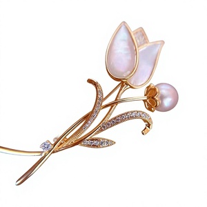 Broche Fleur de Tulipe Plaqué Or 18K Perle Strass Épingle Florale pour Mariage Fête Cadeau BLANC - Product Image 4