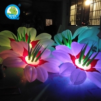 Grande fleur lumineuse LED personnalisable annonçant le modèle gonflable pour des décorations de mariage