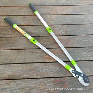 กรรไกรตัดแต่งกิ่งแบบยืดหดได้ Gisen ใบมีดสแตนเลส 55 นิ้ว เส้นผ่านศูนย์กลางตัดแต่ง 20-30 มม. โครงสร้างแบบผีเสื้อ เครื่องมือทำสวน - Product Image 3