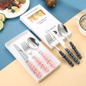 Juego de Cubiertos de Acero Inoxidable con Mango de Cerámica Perla, Cuchillo, Tenedor y Cuchara, en Caja de Regalo, para Postre y Carne - Product Image 3