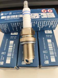 Заводская Прямая продажа автомобильных свечей зажигания FR7DCX WR8DC + 3 WR7DC + 1 F7RTC W7DC - Product Image 5