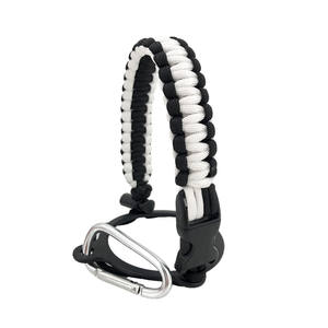 <span class=keywords><strong>Bouteille</strong></span> d'eau isotherme artisanale avec poignée en paracorde pour la randonnée, facile à transporter avec bandoulière – Survie - Product Image 5