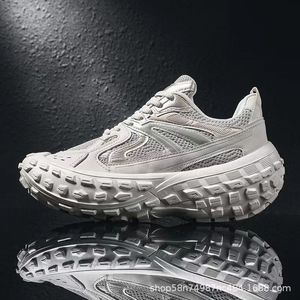 Zapatillas Chunky Vintage Desgastadas para Hombre, con Suela de Neumático que Aumenta la Altura, Estilo Rocker, Calzado Casual Urbano, Zapatos de Papá - Product Image 2