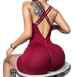 Kadın Seksi Vücut Hatlarını Gösteren Spor Salonu Antrenman Kıyafeti Kısa Dar Kesim Sporcu Badyosu ve Tulumu Yumuşak Dokulu Tek Parça Spor Giysisi - Product Image 4
