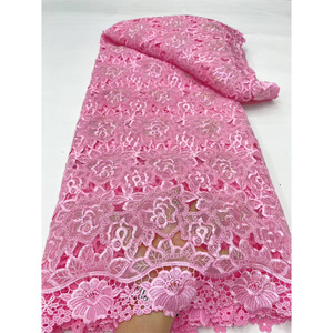 Tela de encaje guipur con patrón floral verde lima, diseño de moda, tela de encaje de red con piedras - Product Image 2