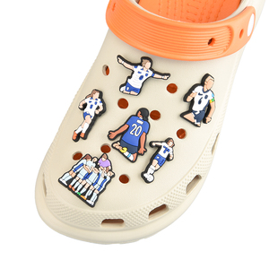 Abalorios personalizados para zuecos <span class=keywords><strong>de</strong></span> Halloween 2025: Decoraciones <span class=keywords><strong>de</strong></span> metal brillante, joyería <span class=keywords><strong>de</strong></span> encaje, dijes <span class=keywords><strong>de</strong></span> princesa y campana para <span class=keywords><strong>Navidad</strong></span> - Product Image 3