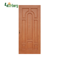 Usine bon marché vente en gros porte en mélamine MDF HDF PVC panneau de revêtement de porte en bois prémonté avec poignée prix