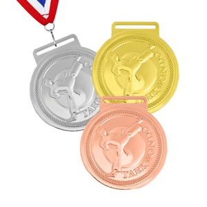 Medalla de metal para la mejor participación en cricket, baloncesto, atletismo, muay thai, kickboxing ruso, ajedrez y esgrima. - Product Image 3