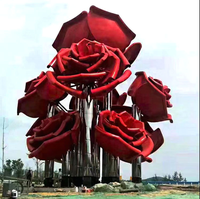Grande Sculpture extérieure peinte en couleur Sculpture rose en métal en acier inoxydable