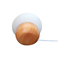 2024 Mini LED champignon veilleuse lampe bois et silicone télécommande changement de couleur à côté de la table pour bébé enfants chambre