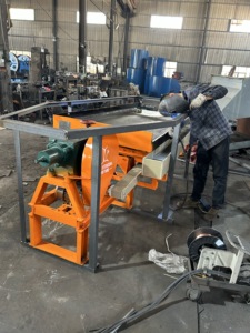 Goud Tin Wolfraam Concentratie Schudtafel voor Ertsverwerkingsinstallatie 0,5-2TPH met Rubberen Dek - Product Image 4