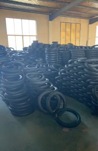 ยางมอเตอร์ไซค์ FLORESCENCE พรีเมียม รุ่น High-Performance 6PR 8PR CG125 สำหรับรถคอมมิวเตอร์และสตรีท ขนาด 2.75-18 - Product Image 5