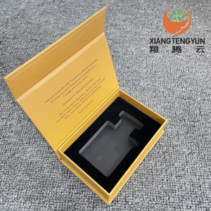 Individuell Bedruckte Luxus-Geschenkbox aus Karton mit Magnetverschluss und Goldfolie aus Recyclingmaterialien für Parfüm und Kleidung - Product Image 3