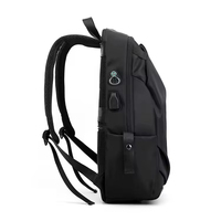 Sac à dos de sport à logo personnalisé de grande capacité Sac de voyage étanche pour ordinateur portable d'affaires décontracté pour étudiants avec doublure en polyester