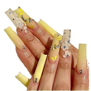Faux Ongles Courts de Luxe en Gel Souple, Faits Main, Personnalisables, Vente en Gros, Marque Privée - Product Image 3
