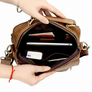 กระเป๋าหนังวัวแท้ AndoBag รุ่นวินเทจ สะพายข้าง/สะพายไหล่ สำหรับผู้ชาย กระเป๋าสะพายธุรกิจ กระเป๋าถือขนาดใหญ่ รุ่น 1535 - Product Image 6