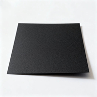 Rouleau de carton noir recyclable double face industriel pour applications d'emballage laminé (200-450 g/m²)