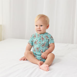 Ropa de Bambú para Bebés Recién Nacidos Unisex OEM ODM, Pijamas de Bambú Personalizados, Pijamas Navideños para Niños, Ropa de Dormir de Algodón - Product Image 4