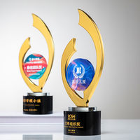 Nouveau design personnalisé gravé cristal métal trophée verre prix trophée blanc prix