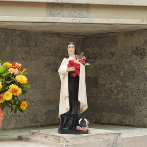 Artesanía de Resina Yu Yan Personalizada, Pintada a Mano, Della Madonna, Santa <span class=keywords><strong>Teresa</strong></span>, Arte Religioso Católico, Coleccionable de Navidad, Decoración del Hogar - Product Image 1