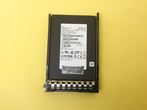 HPE 1.92TB SAS 24G Read Intensive SFF BC Multi Vendor SSD pour serveur P49031-B21 Hpe 1.92tb Sas Ri Sff Bc Mv Ssd - Product Image 2