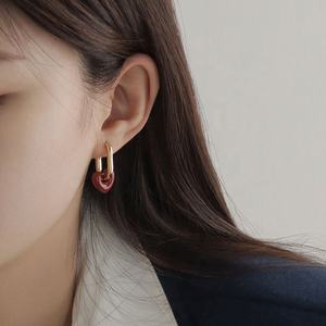 Nueva Colección 2025, Aretes Geométricos Rojos Estilo Retro de Hong Kong, Circonita, Plata Tibetana, Chapado en Oro, Aretes Modernos de Alta Gama para Mujer - Product Image 6