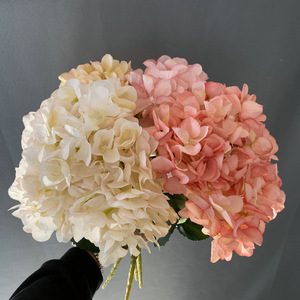 Hydrangea artificielle Suzume II 46 cm en tissu enduit, décoration intérieure, fleur de table de mariage, décoration d'allée - Product Image 3