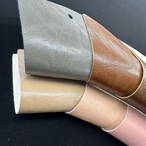 Cuir Qifeng en similicuir PU 137cm x 0.9mm motif griffe de poulet pour chaussures, sacs, meubles - Product Image 3