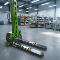 Transpalette Électrique Autoporté Robuste SAFER 500 kg avec Moteur 12V DC, Batterie Plomb-Acide et Déplaceur Latéral pour