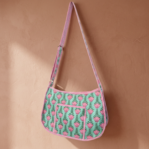 Nuevo Bolso Bandolera Floral Ligero en Colores Rosa y Verde, Ecológico, Suave y Duradero, de Algodón, con Correa Ajustable para el Hombro - Product Image 1