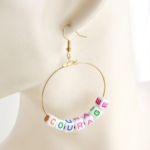 Pendientes de Aro con Cuentas Hechos a Mano de Estilo Bohemio Occidental para Mujer, con Letras Inspiradoras y <span class=keywords><strong>Dados</strong></span>, Color de <span class=keywords><strong>Dados</strong></span> Aleatorio - Product Image 1