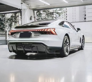 Kit Carrozzeria in Fibra di Carbonio per <span class=keywords><strong>Audi</strong></span> <span class=keywords><strong>E</strong></span>-<span class=keywords><strong>TRON</strong></span> <span class=keywords><strong>GT</strong></span> 2020-2024: Labbro Anteriore, Minigonne Laterali <span class=keywords><strong>e</strong></span> Diffusore Posteriore - Product Image 3