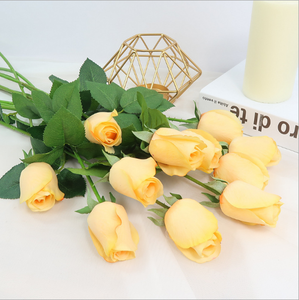 Vente en gros <span class=keywords><strong>de</strong></span> roses artificielles en <span class=keywords><strong>bois</strong></span> à moitié ouvertes pour l'obtention du diplôme et les décorations d'Halloween - Product Image 3