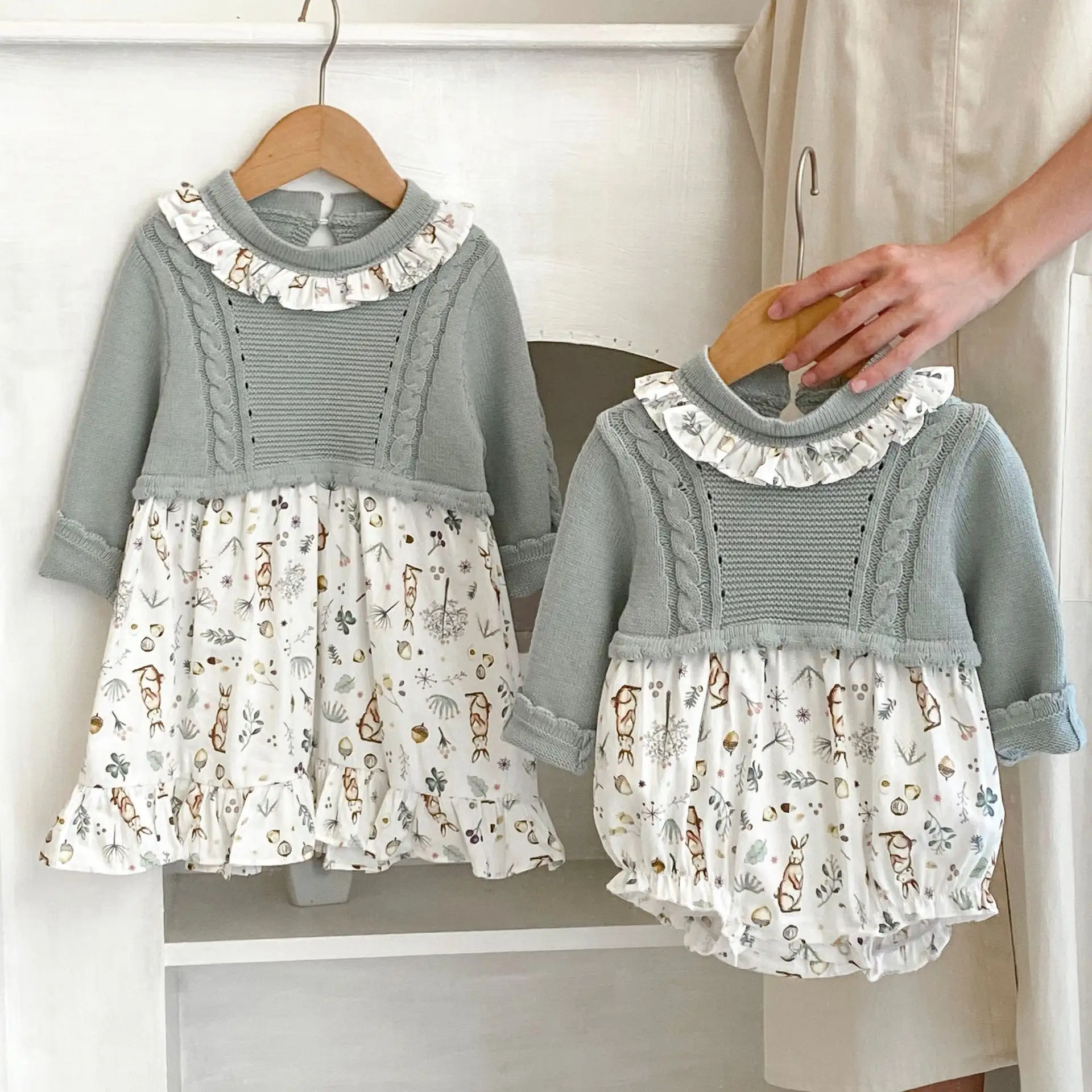 Engepapa Herbst Schwestern gestrickt Patchwork gedruckt Säugling Stram pler Kleid Mode Baby Girl Kleidung
