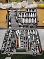 Kit d'outils de réparation automobile pour mécaniciens : Jeu de clés à douilles et outils à main en coffret