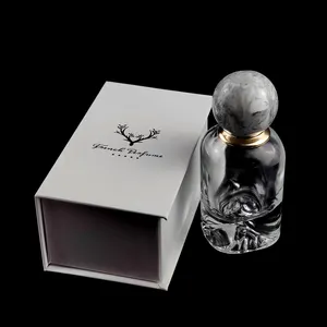 Botella de perfume de cristal transparente con tapa de resina, botella de perfume de cristal con base gruesa de lujo de alta calidad, diseño personalizado, 50ml