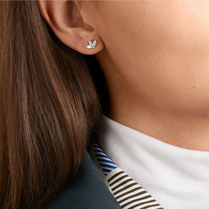 Gemnel Boucles d'oreilles minimalistes en argent sterling 925 avec pétales de fleurs - Product Image 3