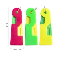 Enfile-aiguille automatique carré en plastique durable pour personnes âgées, accessoire de couture à usage domestique, dispositif de reconnaissance rapide des aiguilles