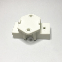 Isolateurs en céramique d'alumine personnalisés en porcelaine de talc, composants haute fréquence, pièces céramiques pour chauffage électrique